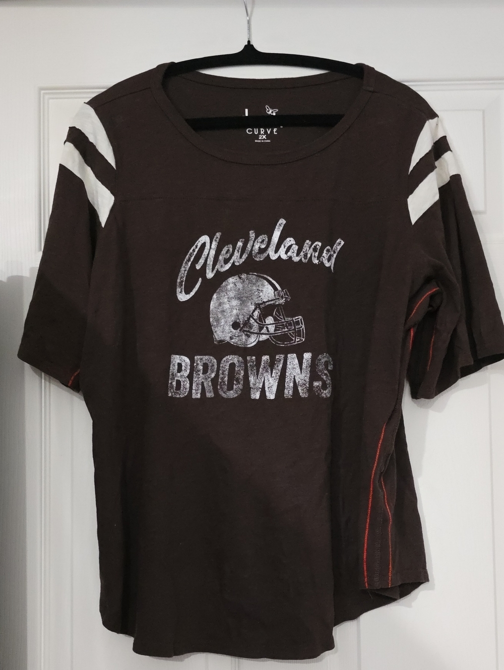 Curve Cleveland Browns Women's Brown Short Sleeve Tee